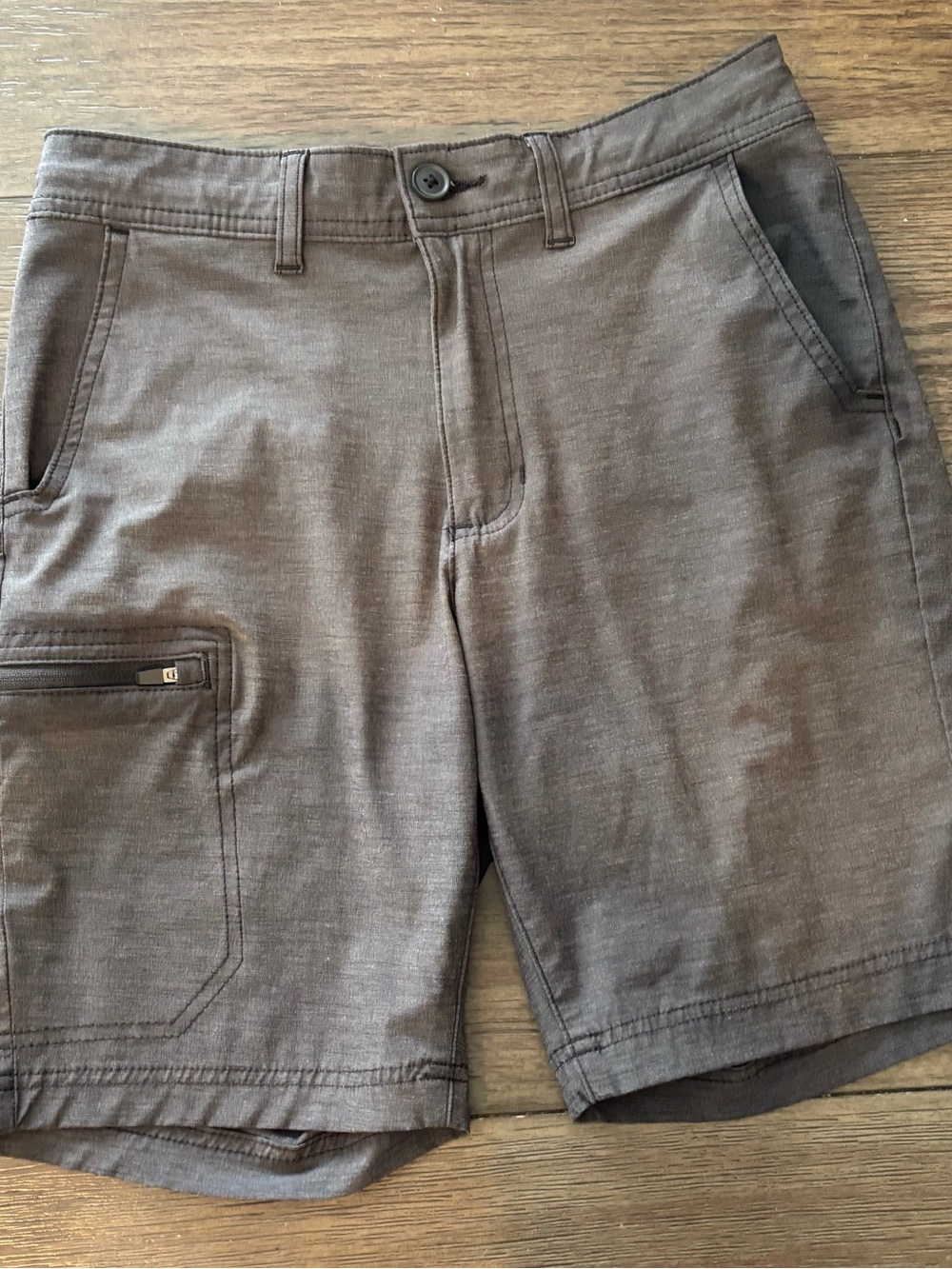 Sonoma Men's Gray Cargo Shorts with Zipper Pocket